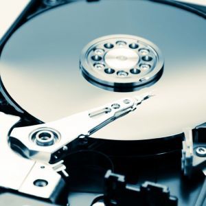 What’s the difference between Hard Disk Drives (HDD) and Solid State Drives (SSD)?